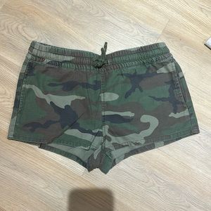TNA army shorts
